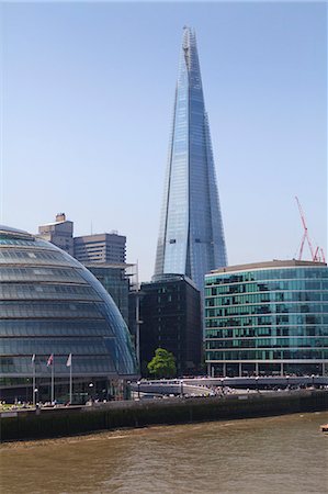 South Bank with City Hall, Shard London Bridge and More London buildings, London, England, United Kingdom, Europe Foto de stock - Direito Controlado, Número: 841-06447976