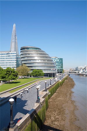 simsearch:841-08645465,k - South Bank with City Hall, Shard London Bridge and More London buildings, London, England, United Kingdom, Europe Stock Photo - Rights-Managed, Code: 841-06447984