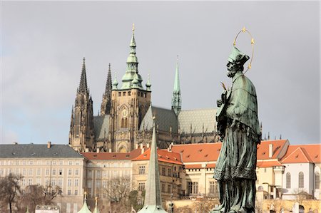 John de Nepomuk Statue sur Charles bridge, patrimoine mondial UNESCO, Prague, République tchèque, Europe Photographie de stock - Rights-Managed, Code: 841-06448029