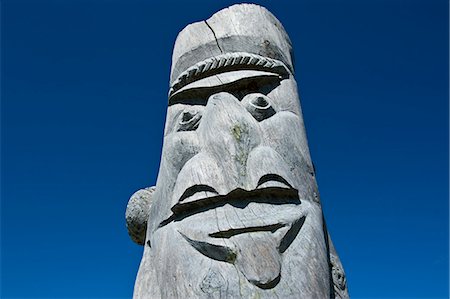 Traditional wood carving at the Ile des Pins, New Caledonia, Melanesia, South Pacific, Pacific Stock Photo - Rights-Managed, Code: 841-06448339