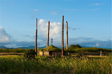 simsearch:841-06448321,k - Cabane traditionnelle avec poteaux sur la côte ouest de la Grande Terre, Nouvelle Calédonie, Mélanésie, Pacifique Sud, Pacifique Photographie de stock - Rights-Managed, Code: 841-06448331