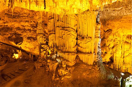 stalattite - Neptune's Grotto near Alghero, Sardinia, Italy, Europe Fotografie stock - Rights-Managed, Codice: 841-06448390