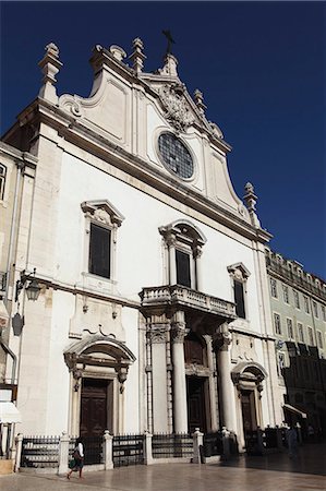 simsearch:841-06448406,k - Façade de style Baroque église Leitaria Sao Domingos dans la Baixa district, Lisbonne, Portugal, Europe Photographie de stock - Rights-Managed, Code: 841-06448417