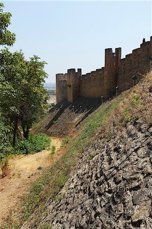 parapet - Fortified castle walls around the Convent of Christ (Convento de Cristo), UNESCO World Heritage Site, Tomar, Ribatejo, Portugal, Europe Stock Photo - Rights-Managed, Code: 841-06448418