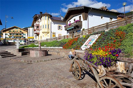 Town Square, Vigo di Fassa, Fassa Valley, Trento Province, Trentino-Alto Adige/South Tyrol, Italian Dolomites, Italy, Europe Stock Photo - Rights-Managed, Code: 841-06448913