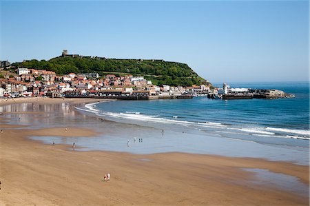 simsearch:841-06345080,k - South Sands from the Cliff Top, Scarborough, North Yorkshire, Yorkshire, England, United Kingdom, Europe Foto de stock - Con derechos protegidos, Código: 841-06449078