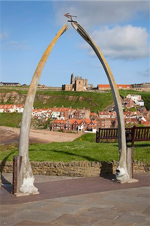 simsearch:841-06449068,k - The Whalebone Arch at Whitby, North Yorkshire, Yorkshire, England, United Kingdom, Europe Stock Photo - Rights-Managed, Code: 841-06449093