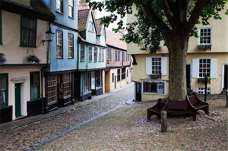 Old buildings on Elm Hill, Norwich, Norfolk, England, United Kingdom, Europe Fotografie stock - Rights-Managed, Codice: 841-06449205