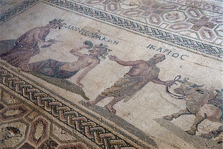patterned tiled floor - Roman mosaic, Archaeological Park, Paphos, Cyprus, Europe Foto de stock - Con derechos protegidos, Código: 841-06449303