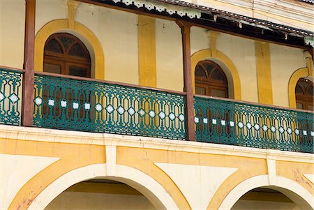 Portuguese era balcony in the old quarter, Fontainhas, Panjim, Goa, India, Asia Stock Photo - Rights-Managed, Code: 841-06449390