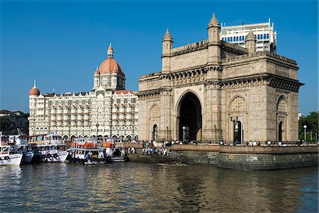 famous buildings in india - Waterfront with Taj Mahal Palace and Tower Hotel and Gateway of India, Mumbai (Bombay), Maharashtra, India, Asia Stock Photo - Rights-Managed, Code: 841-06449447