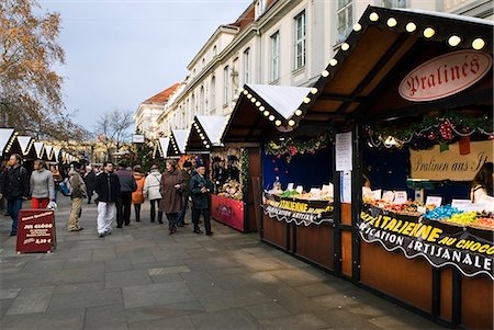 Christmas Market, Unter Den Linden, Berlin, Germany, Europe Stock Photo - Rights-Managed, Code: 841-06449498