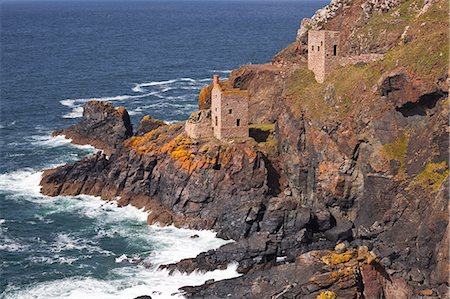 The Crown engine houses near to Botallack, UNESCO World Heritage Site, Cornwall, England, United Kingdom, Europe Foto de stock - Con derechos protegidos, Código: 841-06449647