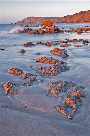 L'aube de Kennack sables sur la péninsule de Lizard en Cornouailles, Angleterre, Royaume-Uni, Europe Photographie de stock - Rights-Managed, Code: 841-06449656