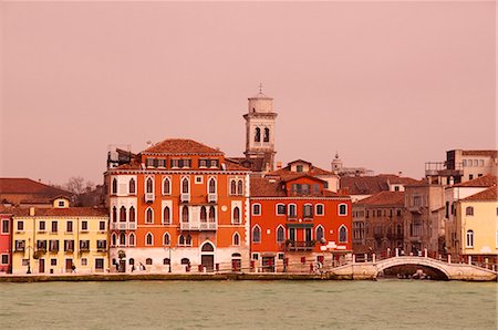 Palaces and houses on Eufemia fondamenta, with S. Eufemia church steeple in the background, Giudecca Canal, Giudecca island, Venice, UNESCO World Heritage Site, Veneto, Italy, Europe Photographie de stock - Rights-Managed, Code: 841-06499977