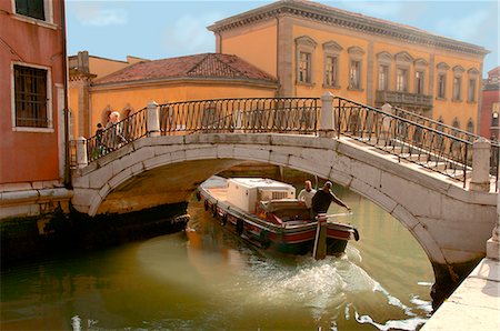 Bridge over canal with goods boat, Venice, UNESCO World Heritage Site, Veneto, Italy, Europe Stock Photo - Rights-Managed, Code: 841-06499979