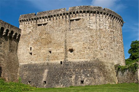 simsearch:841-07205548,k - St. Catherine tower, city outer walls, fortified tower dating from the 13th century, Dinan, Brittany, France, Europe Foto de stock - Con derechos protegidos, Código: 841-06500008