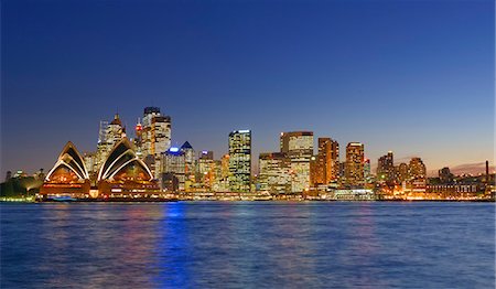 sydney - Opera House and Sydney skyline, Sydney, New South Wales, Australia, Pacific Foto de stock - Con derechos protegidos, Código: 841-06500172