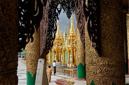 simsearch:841-06500226,k - The Shwedagon Pagoda, Yangon (Rangoon), Yangon region, Republic of the Union of Myanmar (Burma), Asia Foto de stock - Direito Controlado, Número: 841-06500182