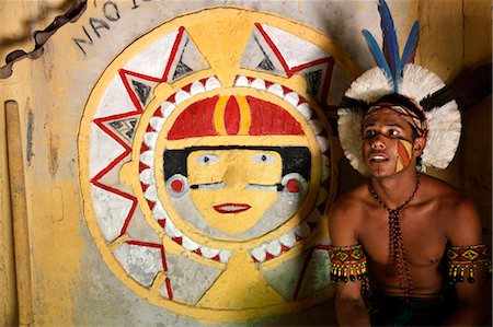 The old Shaman house of the Pataxo Indian people at the Reserva Indigena da Jaqueira near Porto Seguro, Bahia, Brazil, South America Foto de stock - Con derechos protegidos, Código: 841-06500526