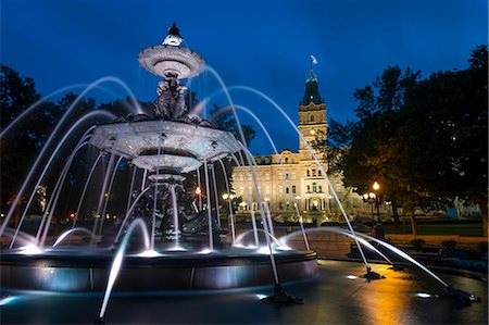 fountain at night - Fontaine de Tourny, Quebec City, Province of Quebec, Canada, North America Stock Photo - Rights-Managed, Code: 841-06500821