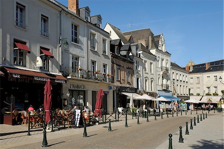 Alfresco cafes, Place Michel Debre, Amboise, UNESCO World Heritage Site, Indre-et-Loire, Centre, France, Europe Foto de stock - Con derechos protegidos, Código: 841-06501079