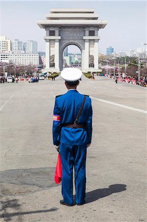 Street celebrations on the 100th anniversary of the birth of President Kim Il Sung, April 15th 2012, Pyongyang, Democratic People's Republic of Korea (DPRK), North Korea, Asia Foto de stock - Con derechos protegidos, Código: 841-06501167