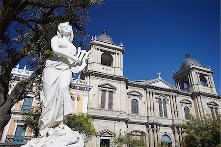 simsearch:841-06501636,k - Statue outside Cathedral in Plaza Pedro Murillo, La Paz, Bolivia, South America Foto de stock - Con derechos protegidos, Código: 841-06501753