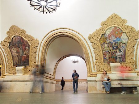 simsearch:841-07355111,k - Interior of metro station, Moscow, Russia, Europe Photographie de stock - Rights-Managed, Code: 841-06501995