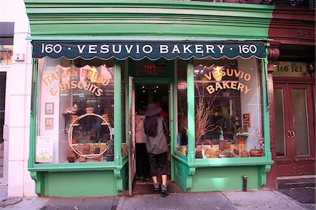 pâtissier (homme et femme) - Vesuvio Bakery, Soho, Manhattan, New York City, United States of America, North America Photographie de stock - Rights-Managed, Code: 841-06502011