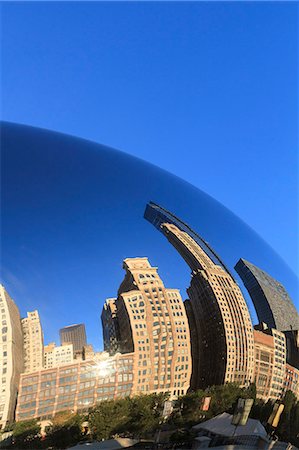 simsearch:841-06502059,k - Skyscrapers reflecting in the Cloud Gate sculpture, Millennium Park, Chicago, Illinois, United States of America, North America Stockbilder - Lizenzpflichtiges, Bildnummer: 841-06502064