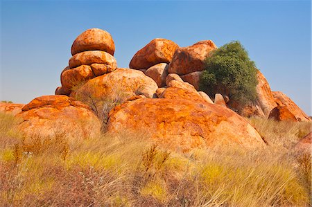 Granite boulders in the Devil's Marbles Conservation Reserve, Northern Territory, Australia, Pacific Stock Photo - Rights-Managed, Code: 841-06502357