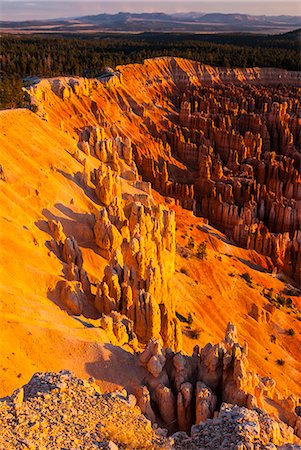 simsearch:841-08663659,k - Outlook for the pinnacles in the beautiful rock formations of Bryce Canyon National Park, Utah, United States of America, North America Stock Photo - Rights-Managed, Code: 841-06502455