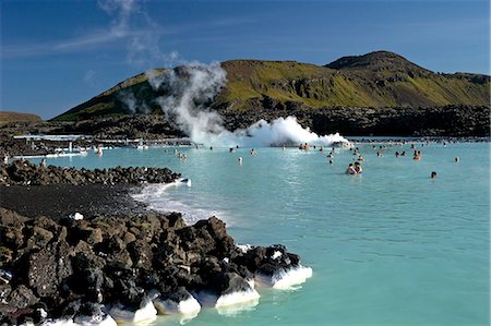 distraction - Outdoor geothermal swimming pool and power plant at the Blue Lagoon, Iceland, Polar Regions Photographie de stock - Rights-Managed, Code: 841-06502798