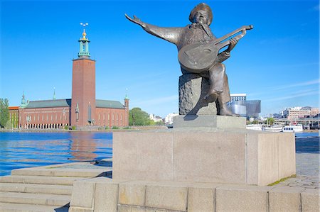 prefeitura do município - The City Hall and Evert Taube statue, Kungsholmen, Stockholm, Sweden, Scandinavia, Europe Foto de stock - Direito Controlado, Número: 841-06502850