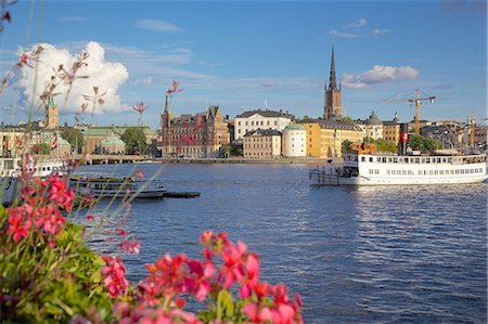 simsearch:841-06502894,k - City skyline and flowers, Stockholm, Sweden, Scandinavia, Europe Foto de stock - Con derechos protegidos, Código: 841-06502874