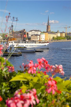 simsearch:841-06502894,k - City skyline and flowers, Stockholm, Sweden, Scandinavia, Europe Foto de stock - Con derechos protegidos, Código: 841-06502875