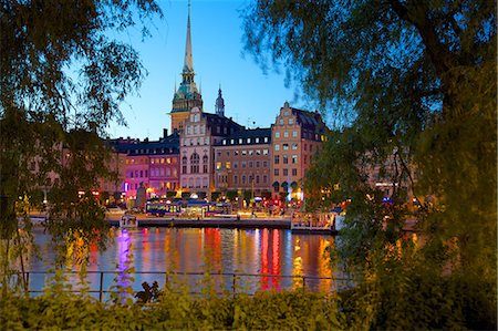 stockholm - Gamla Stan and Riddarholmen with spire of Riddarholmskyrkan (Riddarholmen Church) at dusk, Stockholm, Sweden, Scandinavia, Europe Stock Photo - Rights-Managed, Code: 841-06502883