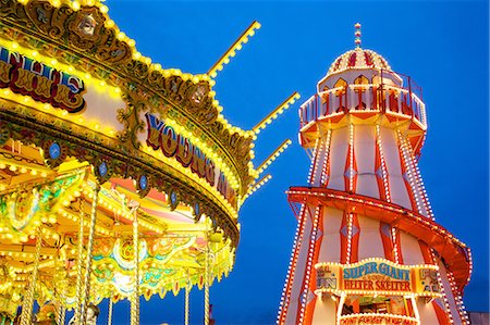 roundabout - Helter skelter, Goose Fair, Nottingham, Nottinghamshire, England, United Kingdom, Europe Stock Photo - Rights-Managed, Code: 841-06502900