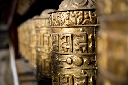rueda de oración - Buddhist prayer wheels, Namche Gompa (Monastery), Namche Bazaar, Solu Khumbu Region, Nepal, Asia Foto de stock - Con derechos protegidos, Código: 841-06503094