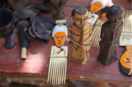 simsearch:841-03673415,k - Carved souvenirs for sale, Chencha, Dorze, Ethiopia, Africa Fotografie stock - Rights-Managed, Codice: 841-06503321