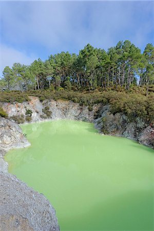 energia termica - Devil's Bath, Waiotapu Thermal Area, Rotorua, North Island, New Zealand, Pacific Fotografie stock - Rights-Managed, Codice: 841-06616409