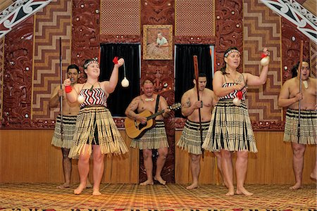 Maori dance performance, Te Puia, Rotorua, North Island, New Zealand, Pacific Foto de stock - Con derechos protegidos, Código: 841-06616401