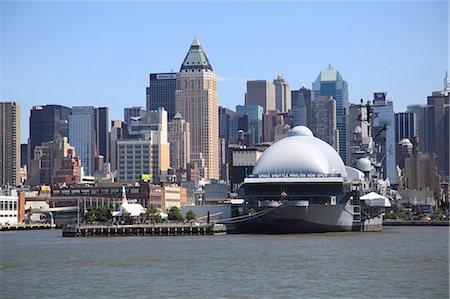 Intrepid Sea Air and Space Museum, Manhattan, New York City, United States of America, North America Photographie de stock - Rights-Managed, Code: 841-06616627