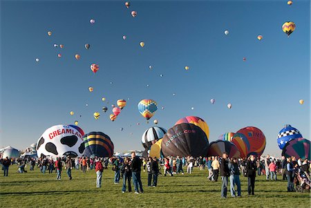 people and air - The 2012 Balloon Fiesta, Albuquerque, New Mexico, United States of America, North America Stock Photo - Rights-Managed, Code: 841-06616620