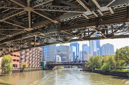 steel and architecture - Under one of the many steel bridges that cross the Chicago River, Chicago, Illinois, United States of America, North America Stock Photo - Rights-Managed, Code: 841-06616718