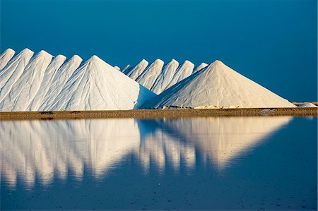 salt - Saline plains, a salt mine in Bonaire, ABC Islands, Netherlands Antilles, Caribbean, Central America Stock Photo - Rights-Managed, Code: 841-06616778