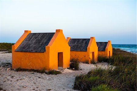 Slave huts in Bonaire, ABC Islands, Netherlands Antilles, Caribbean, Central America Photographie de stock - Rights-Managed, Code: 841-06616782