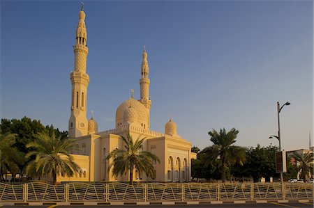 Jumeirah Mosque, Dubai, United Arab Emirates, Middle East Photographie de stock - Rights-Managed, Code: 841-06616969