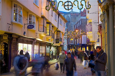 Colliergate and Minster at Christmas, York, Yorkshire, England, United Kingdom, Europe Stock Photo - Rights-Managed, Code: 841-06616976
